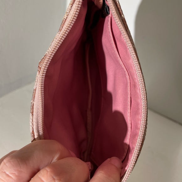 Coach wristlet - Picture 5 of 5